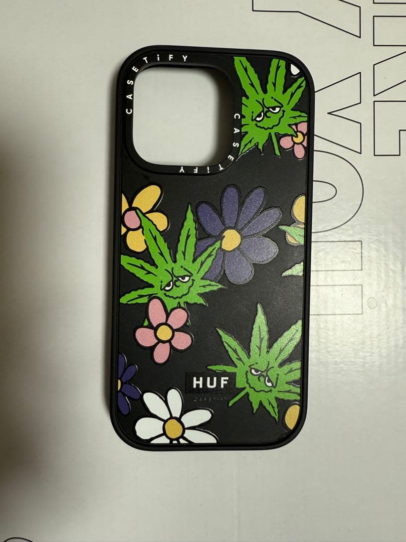 iPhoneアクセサリー cassetify huf
