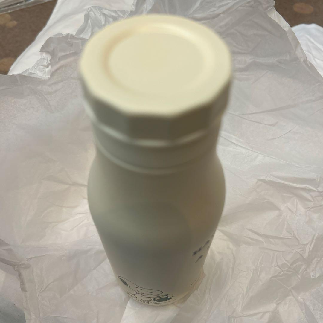 スターバックス ステンレスロゴボトル　PEANUTS オフホワイト　473ml