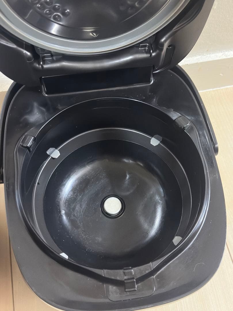 TOSHIBA IH炊飯器 RC-10VRR