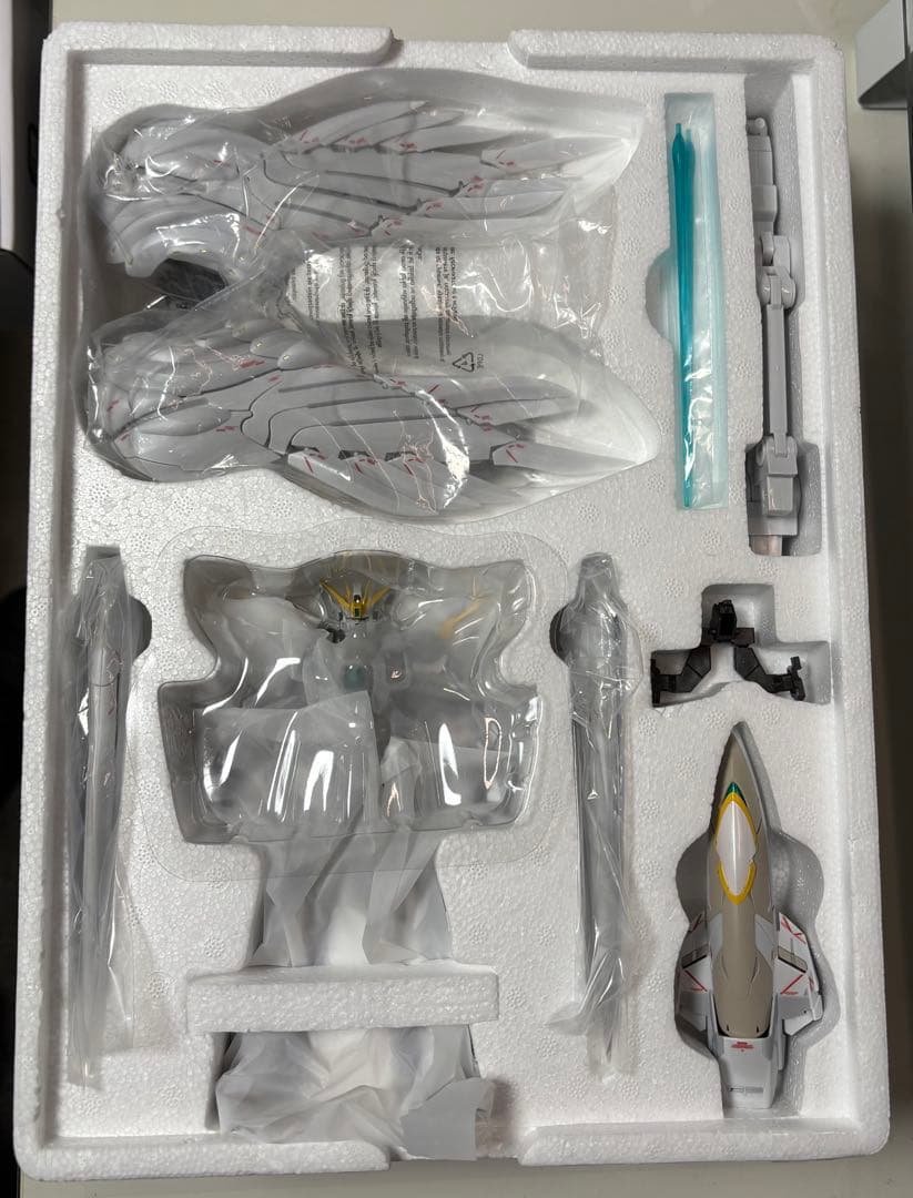 L COMPOSITE ウイングガンダム スノーホワイト プレリュード