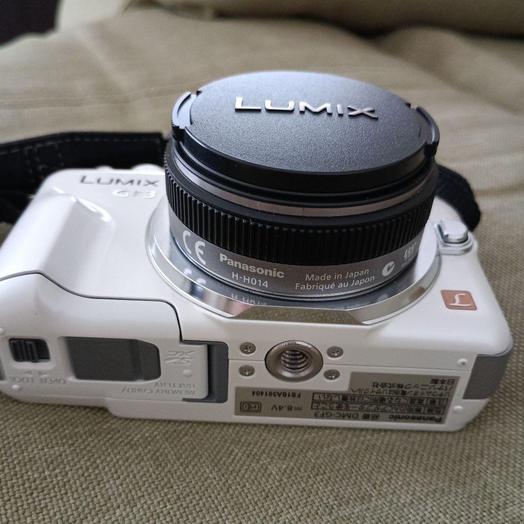 美品Panasonic ルミックスミラーレス 一眼カメラ　ホワイ DMC-GF3