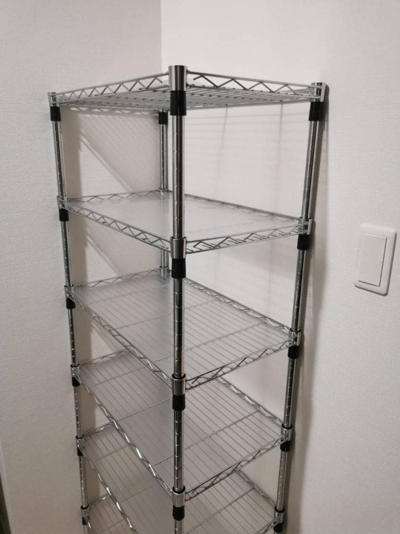 組み立て簡単で防カビ加工されたスチールラック