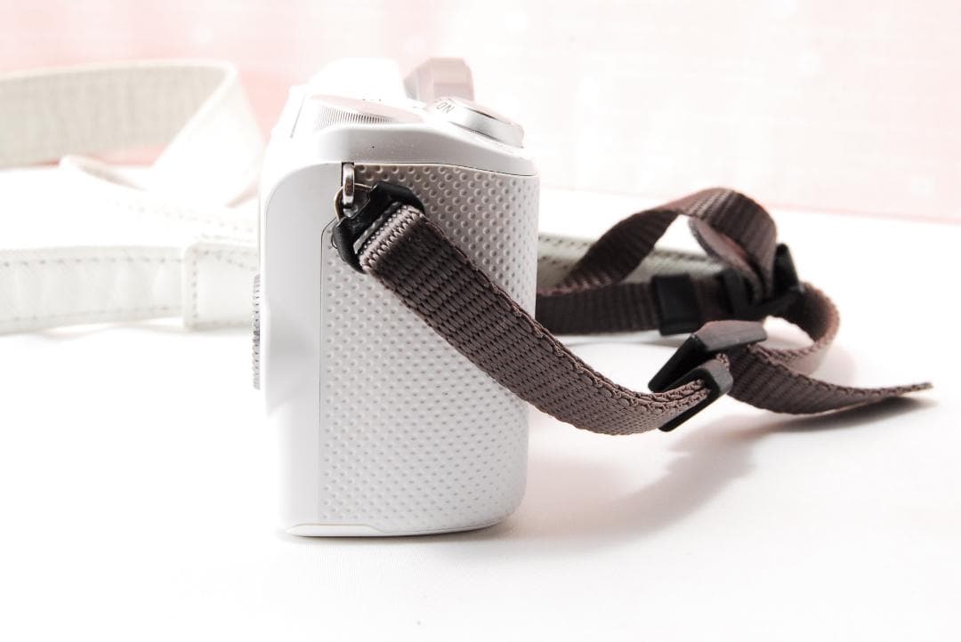 〓自撮り・スマホ転送OK♪〓SONY ソニー NEX-5R ミラーレス一眼