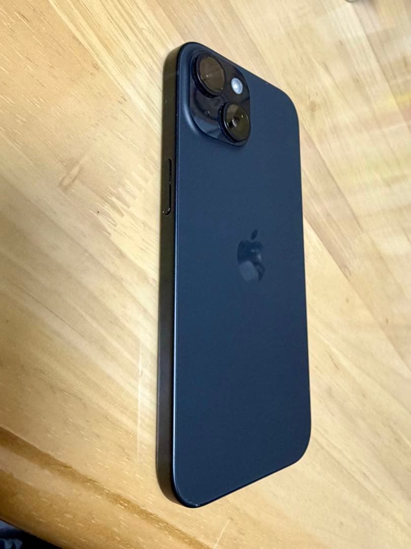 【美品】Apple iPhone 15（Black）128GB