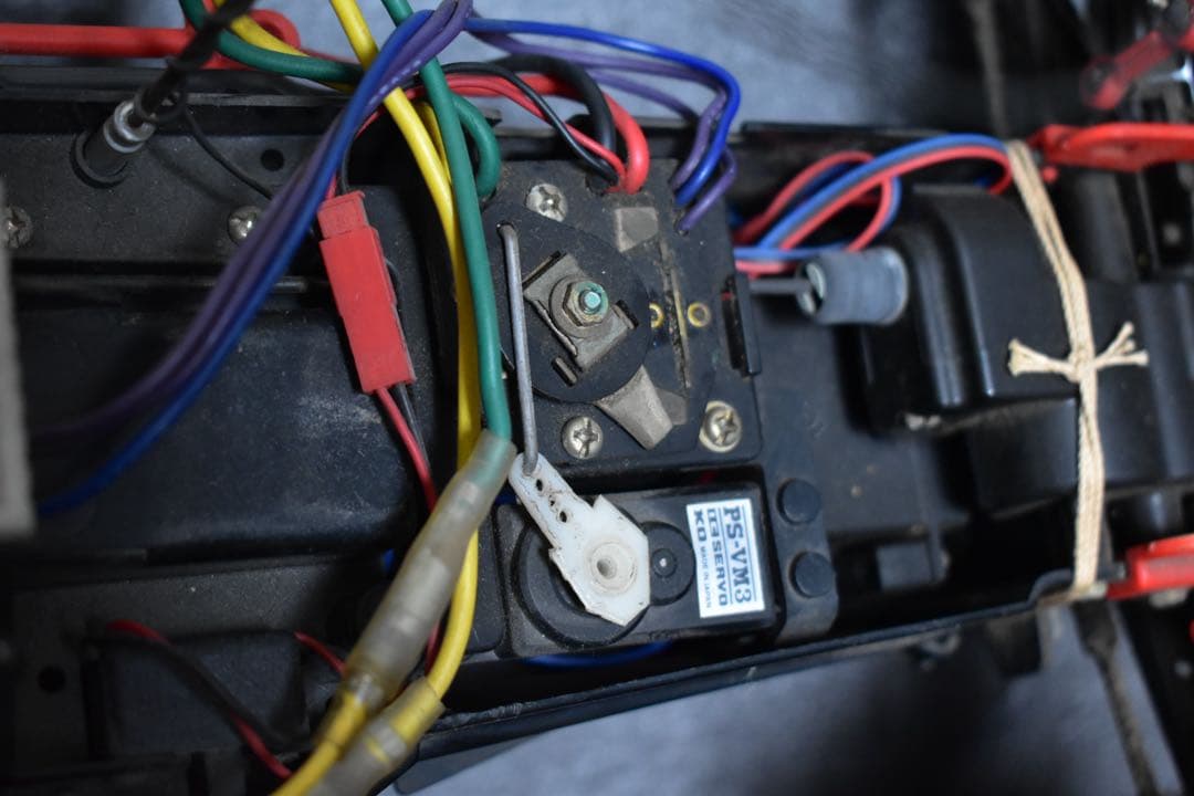 [当時物] 小鹿 1/10 タミヤ サンダーショット メカ付き シャーシ