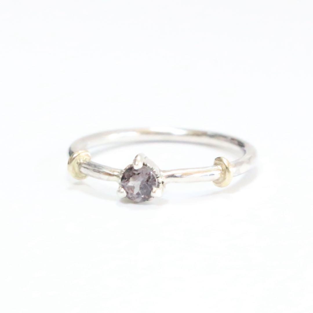 赤紫色✴︎ベキリーカラーチェンジガーネットK10小ワッカのシルバーリング10.5号