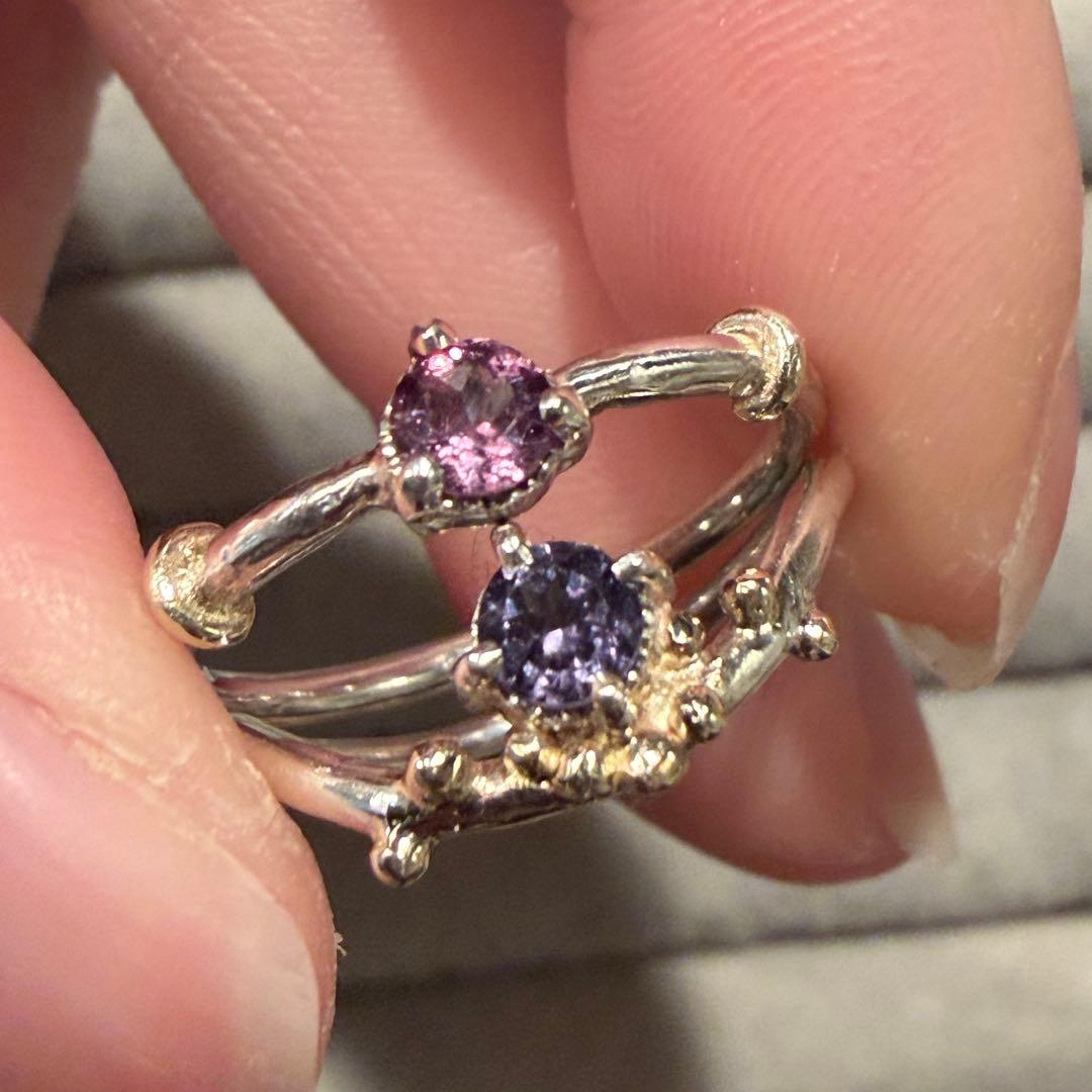 赤紫色✴︎ベキリーカラーチェンジガーネットK10小ワッカのシルバーリング10.5号