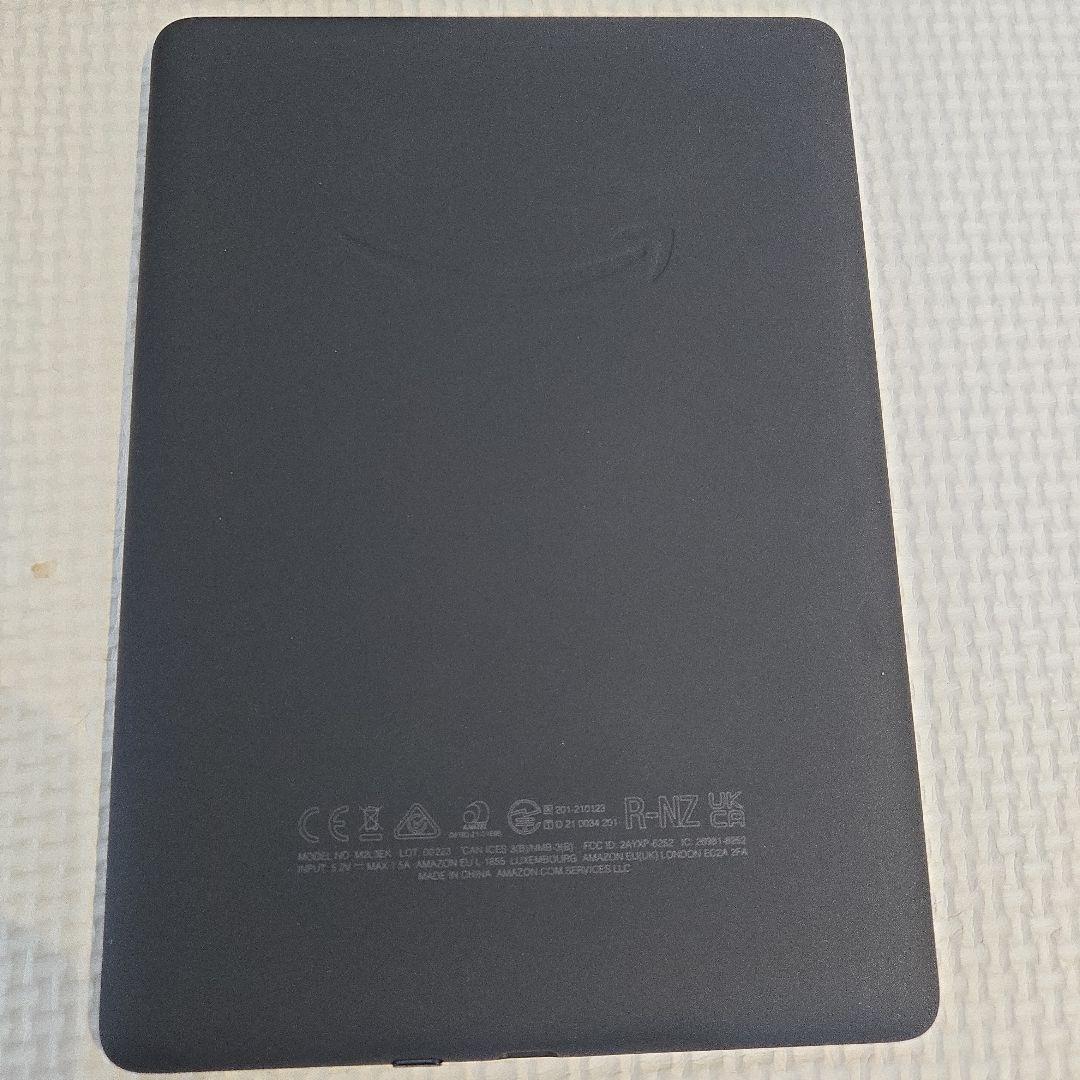 【美品】KindlePaperwhite 11世代 8GB 広告なし　ケースつき