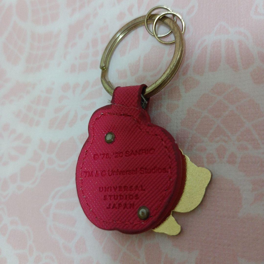 サンリオ　ハローキティ　平成レトロ　USJ限定 りんご　チャーム　キーホルダー