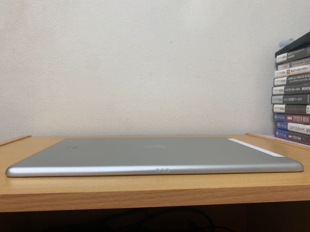 【美品・セルラーモデル】iPad 第7世代 32GB 本体のみ