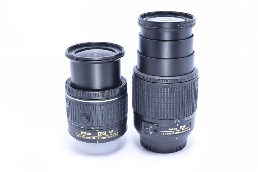 ❶美品　Nikon ニコン　D5500　Ｗレンズセット　バック、おまけ　付き