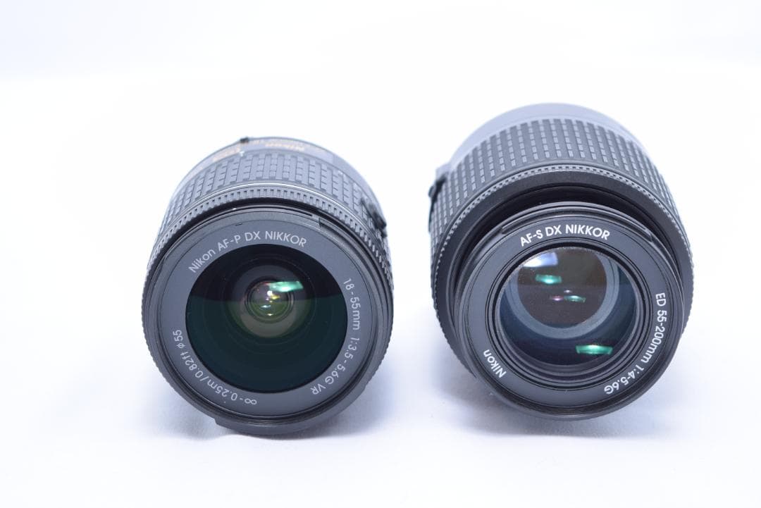 ❶美品　Nikon ニコン　D5500　Ｗレンズセット　バック、おまけ　付き