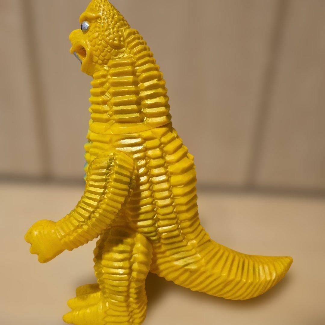 ソフビ　ジャイアントレッドキング　ブルマァク