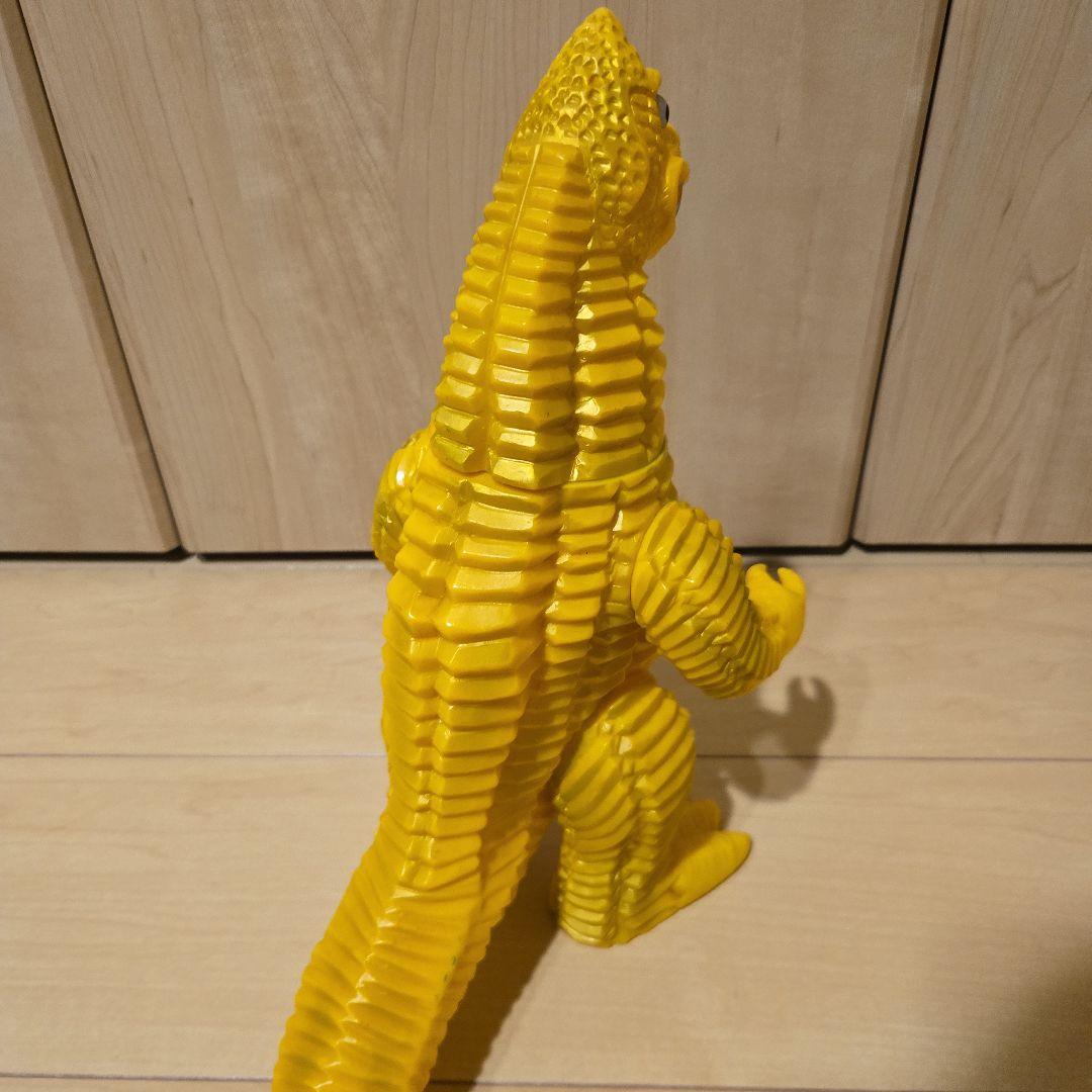 ソフビ　ジャイアントレッドキング　ブルマァク