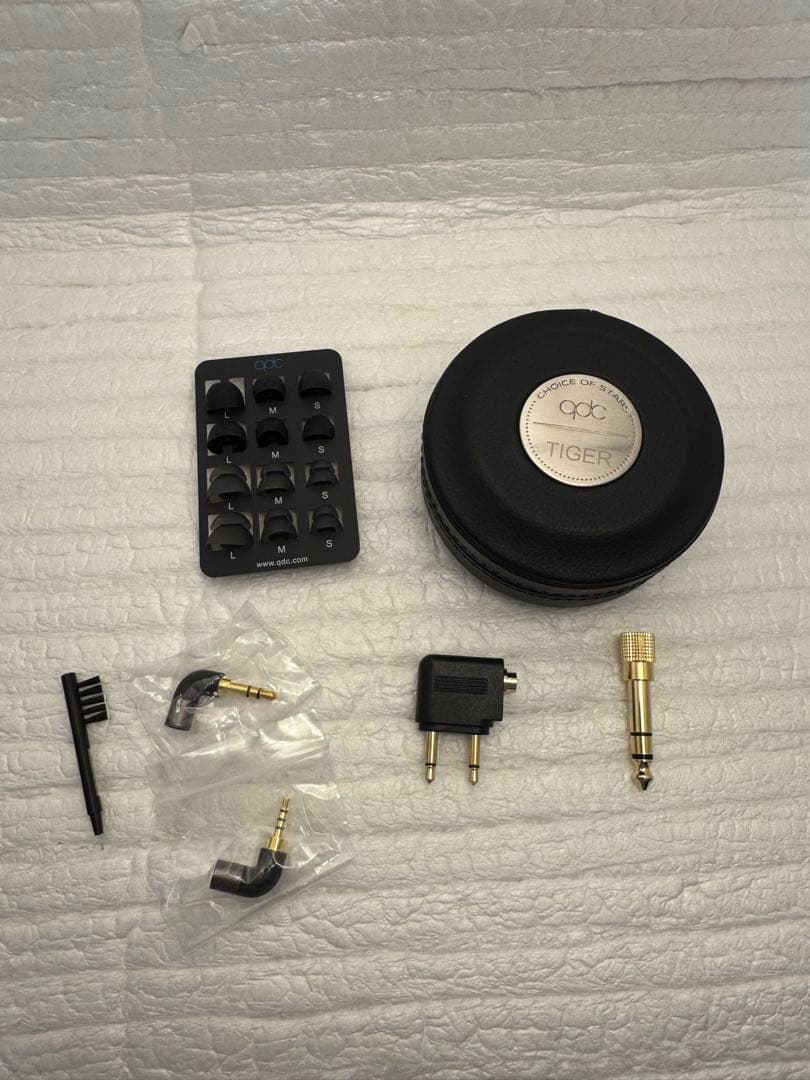 イヤホン qdc tiger