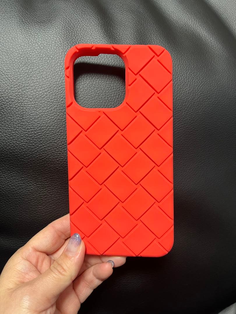 taroボッテガヴェネタiPhone13proスマホカバー