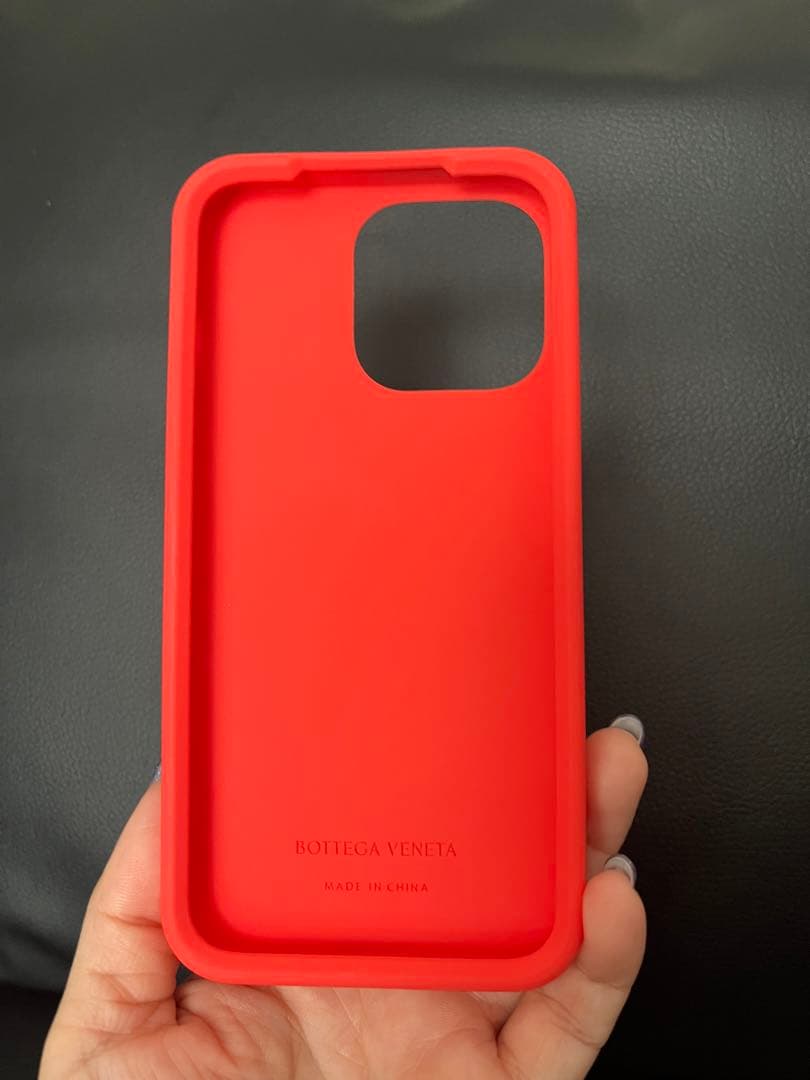 taroボッテガヴェネタiPhone13proスマホカバー