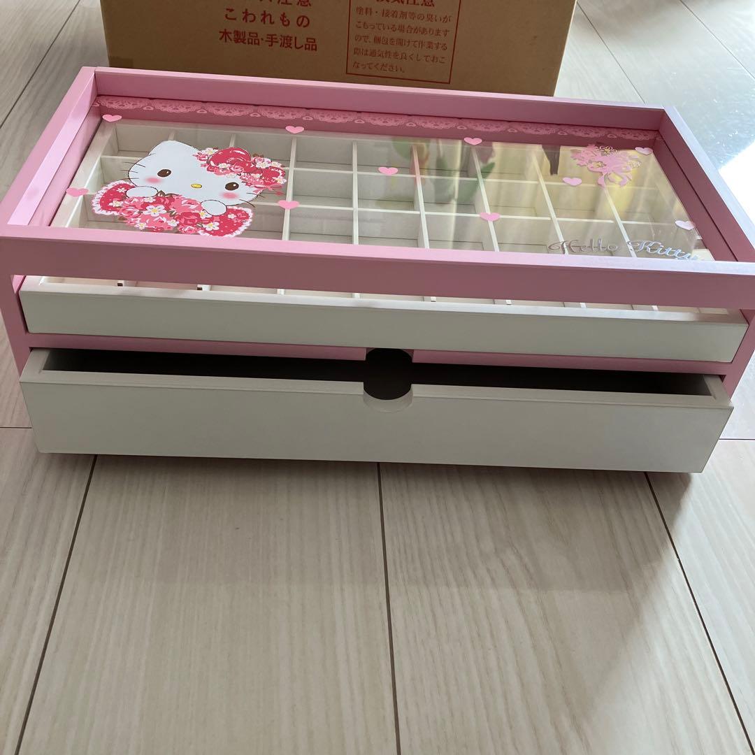 新品　ハローキティ　ジュエリーボックス　ラスト1点です！