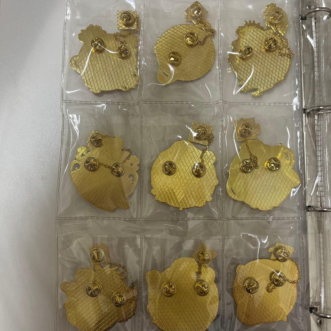 呪術廻戦 ピンバッジ4点まとめ売り（アルバム付き）