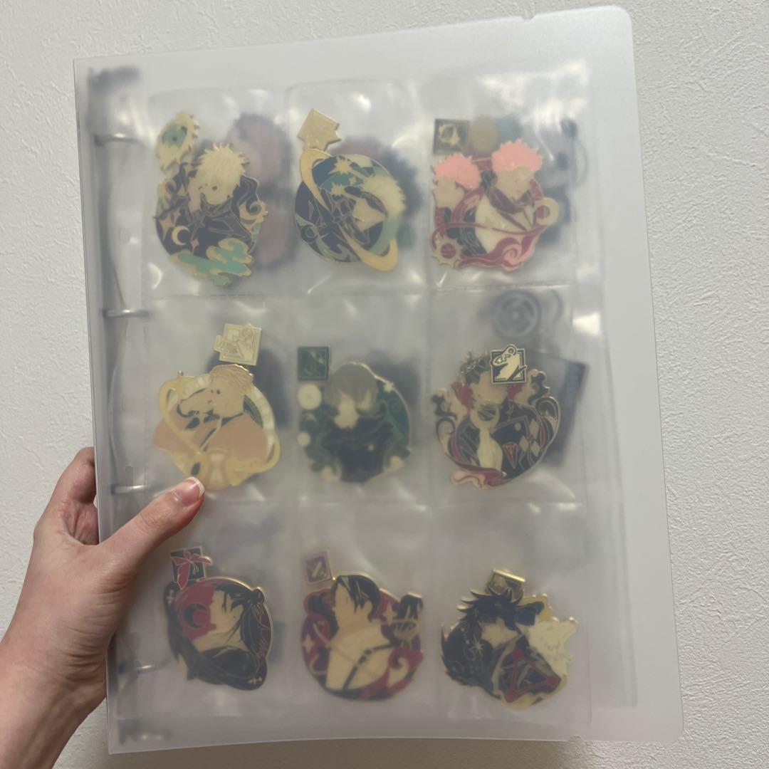 呪術廻戦 ピンバッジ4点まとめ売り（アルバム付き）