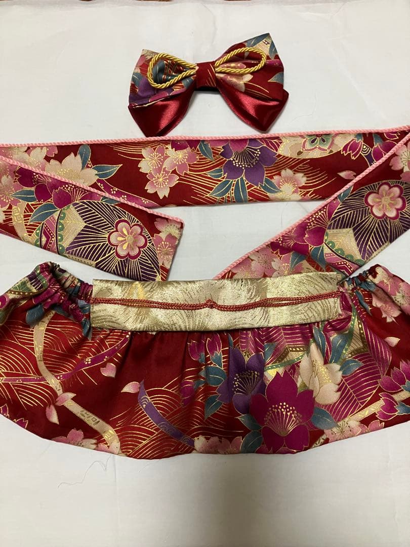 ラボット　着物ワンピースと４段フリルピンクワンピース