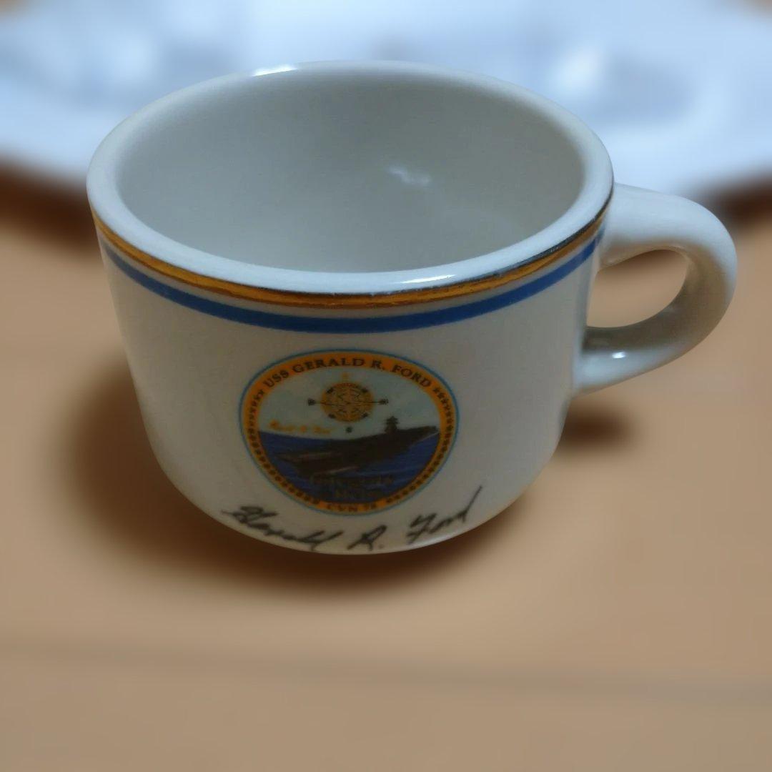 米海軍USS GERALD R.FORD CVN-78食器セット