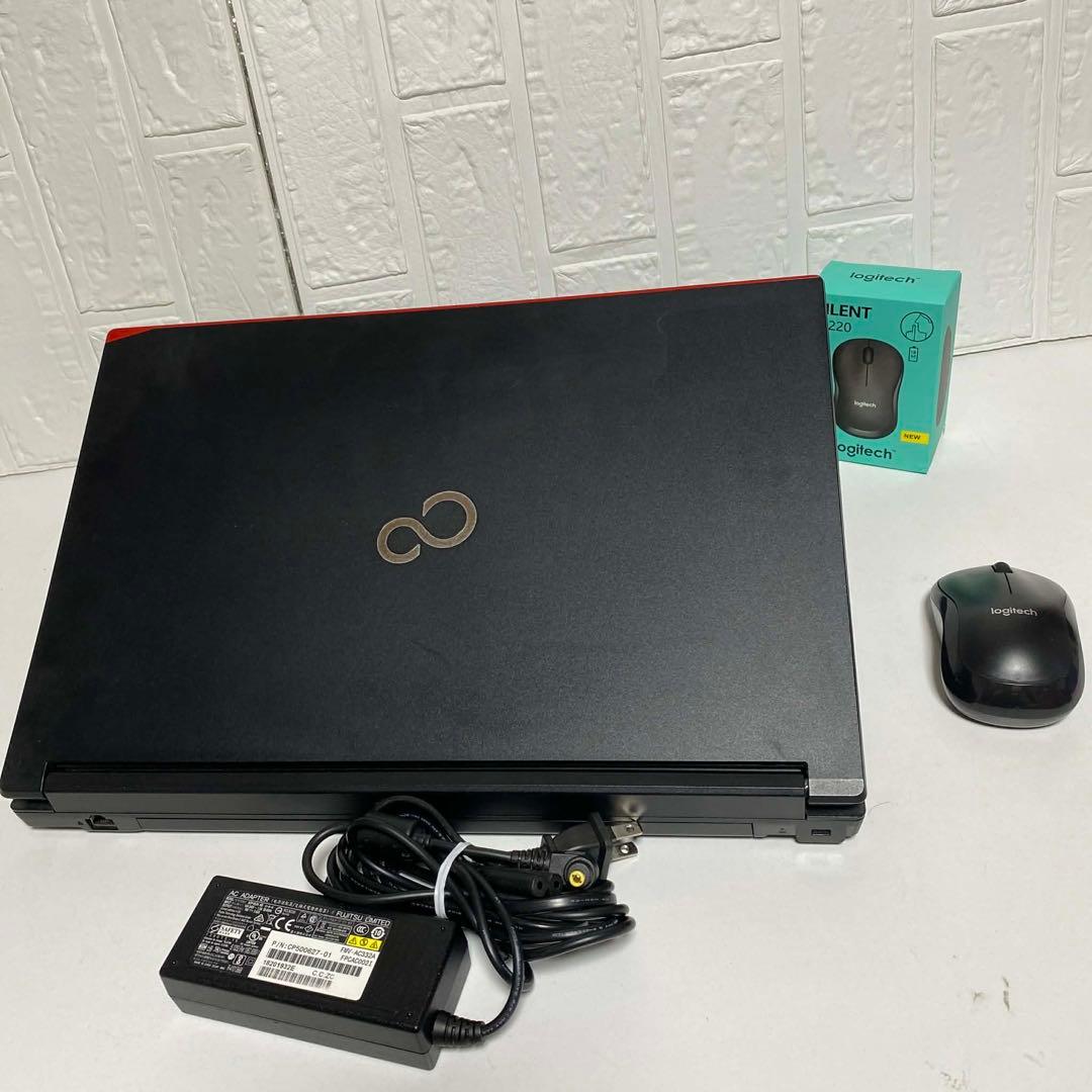 Windows11 オフィス付き　Core i7 SSD 500GB 富士通PC