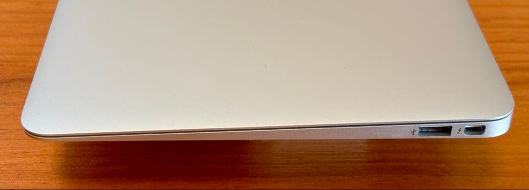 MacBook Air 11インチ 2012 Core i7 8GB 128GB