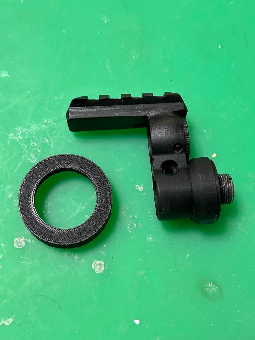 ワンオフ　次世代電動ガンMP5 用フロントサイトをレールに変えた奴