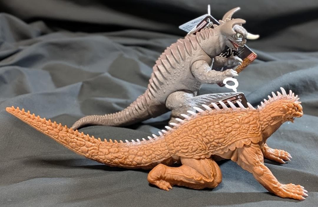 バラン＆バラゴン（バンダイ）タグ付ムービーモンスターシリーズ２体セット