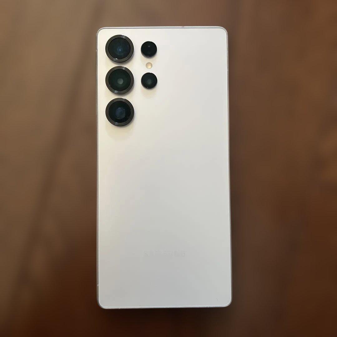 ★Galaxy S25 ultra 1TBチタニウムホワイトシルバー+ケース2つ