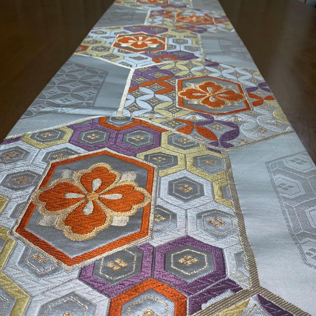 テーブルランナー　吉祥唐織　帯リメイク