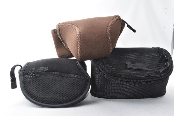 OLYMPUS OM-D E-M10 Mark III シルバー ボディー