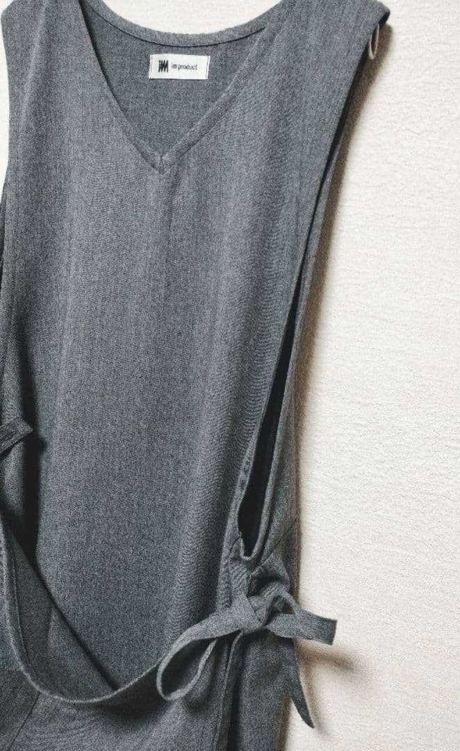 im product　巻きスカート風ロングエプロンドレス　ダークグレー
