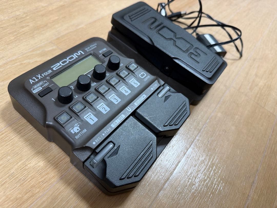 ZOOM A1X Four ギターエフェクター