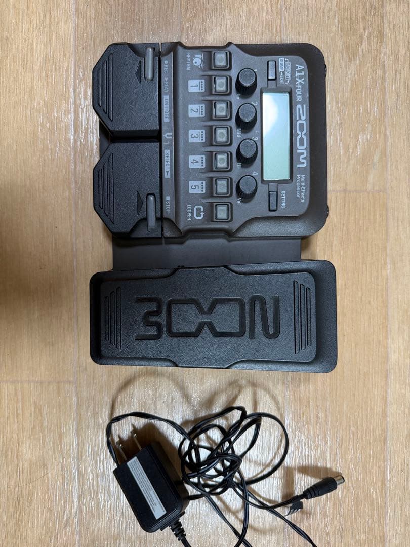 ZOOM A1X Four ギターエフェクター