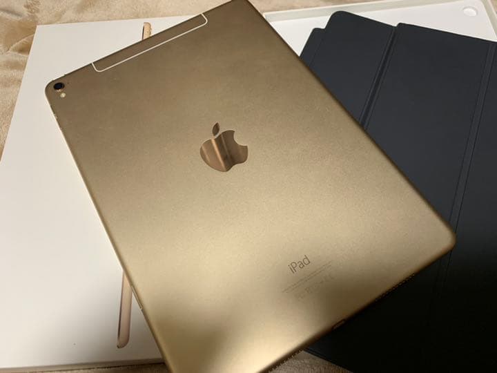iPad pro 9.7 SIMフリー