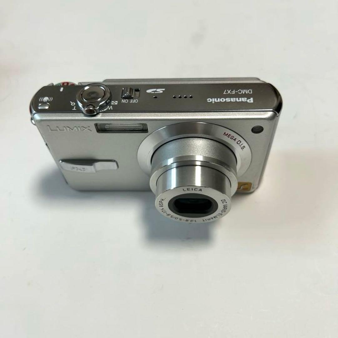 Panasonic DMC-FX7 コンパクトデジタルカメラ
