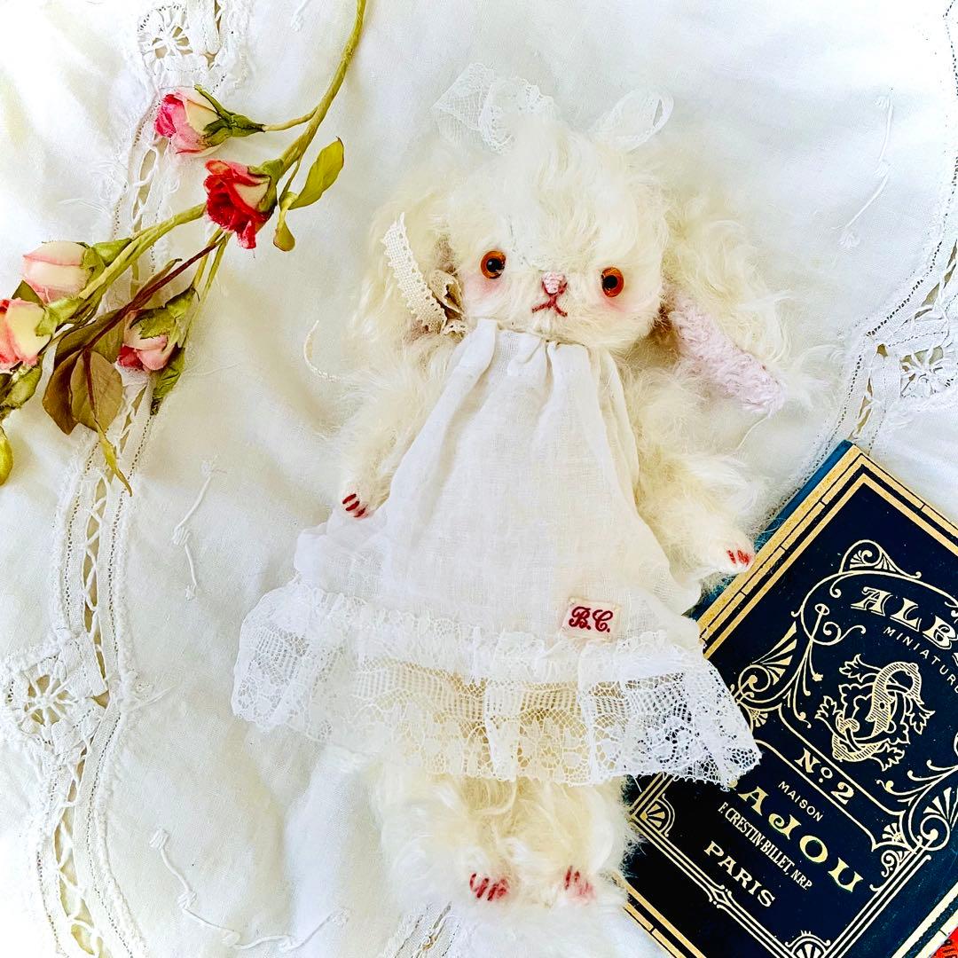 うさぎ好きさんのためのテディうさぎ　甘えたさんの垂れ耳うさぎちゃん　テディベア