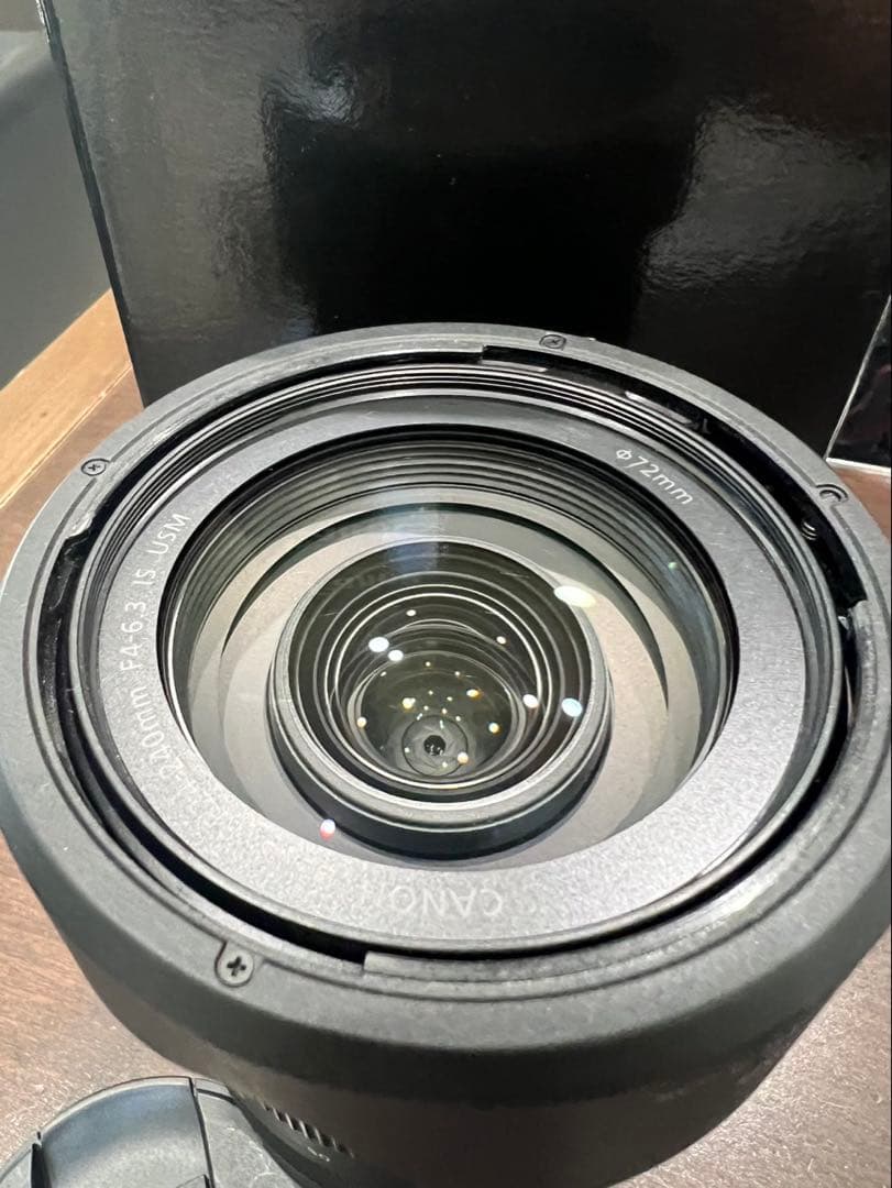 Canon RF 24-240mm F4-6.3 IS USM レンズフード付