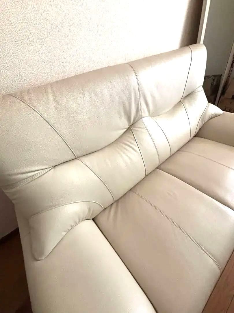 再出品❗️大幅値引き‼️本革ホワイトレザーほぼ未使用ソファ2人掛け