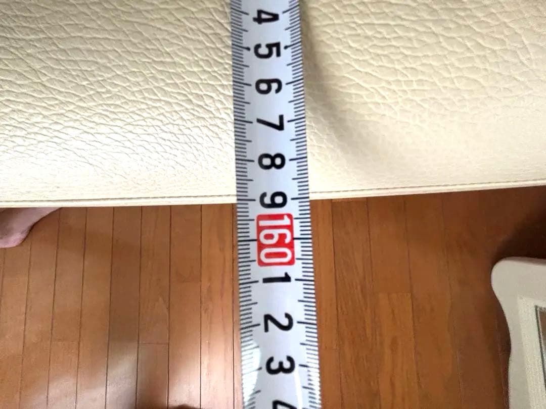 再出品❗️大幅値引き‼️本革ホワイトレザーほぼ未使用ソファ2人掛け