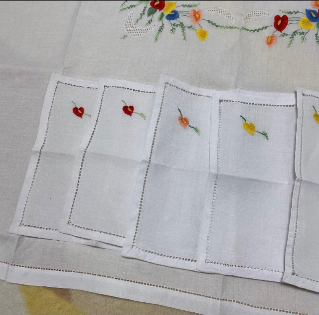 刺繍テーブルクロス190x140cm