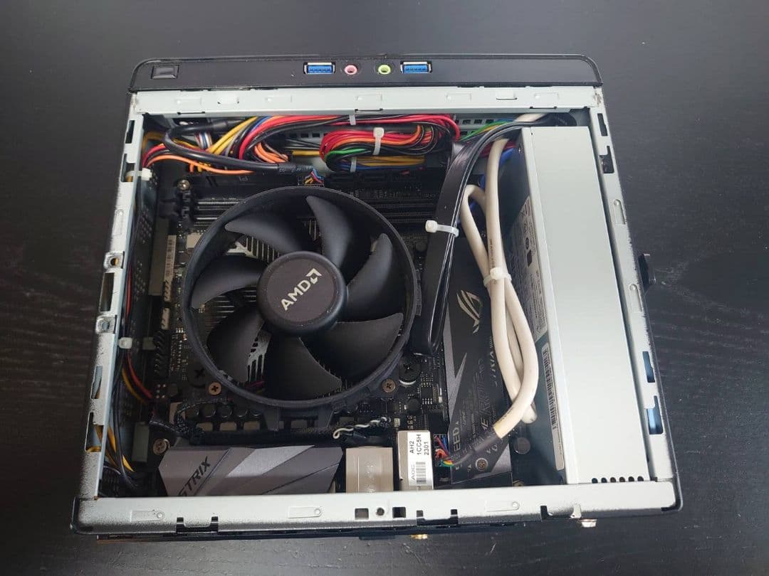 自作PC Ryzen5 2400G+ROG STRIXB450-I GAMING