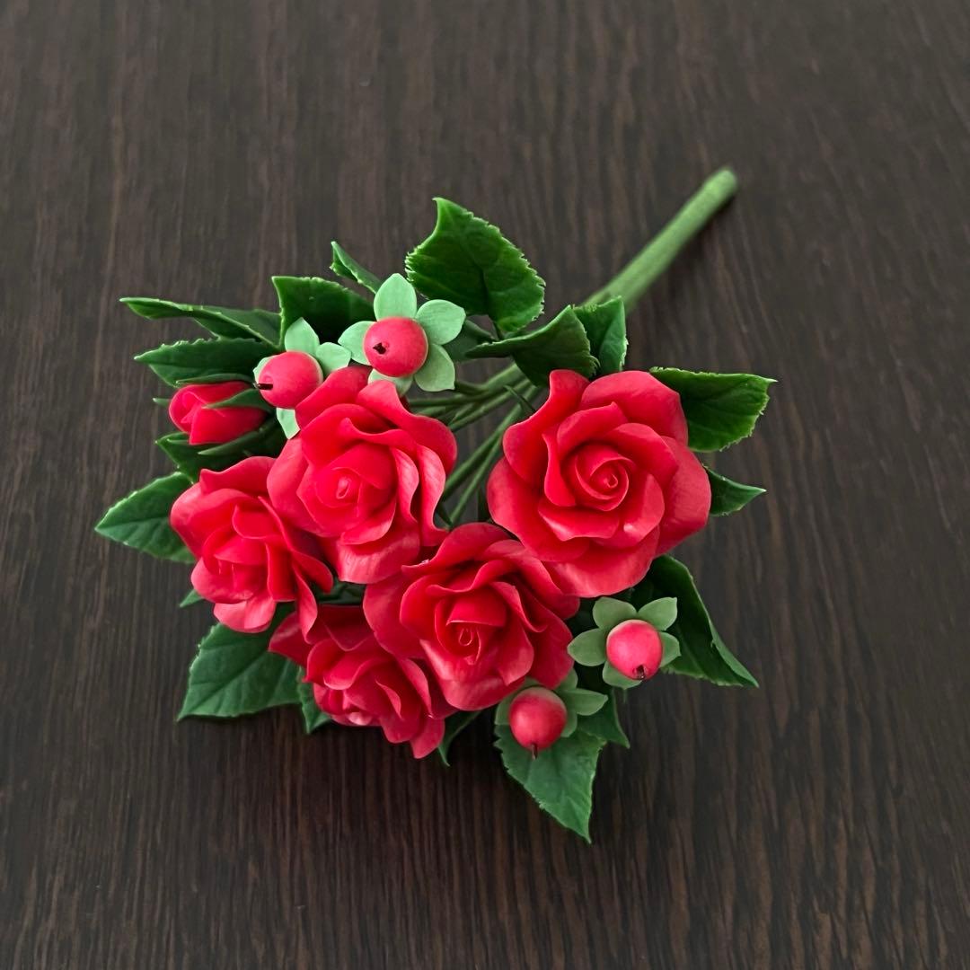 専用　ラズベリー　バラ３色　クレイフラワー