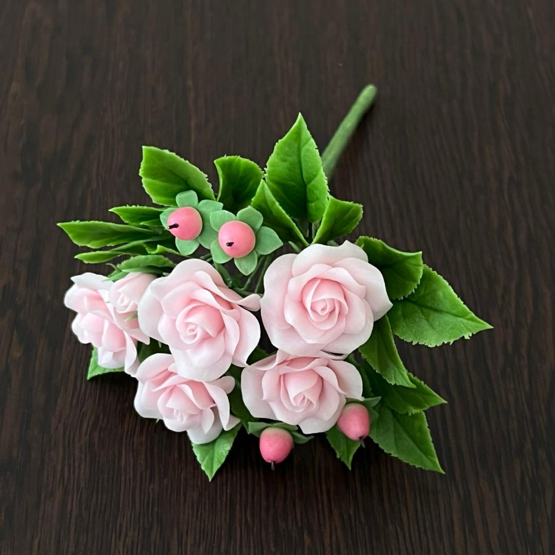 専用　ラズベリー　バラ３色　クレイフラワー