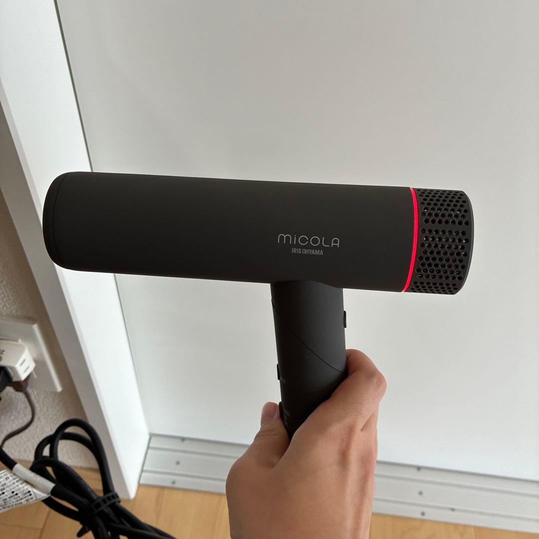 【値下げしました】アイリスオーヤマ　MiCOLA マイナスイオンドライヤー