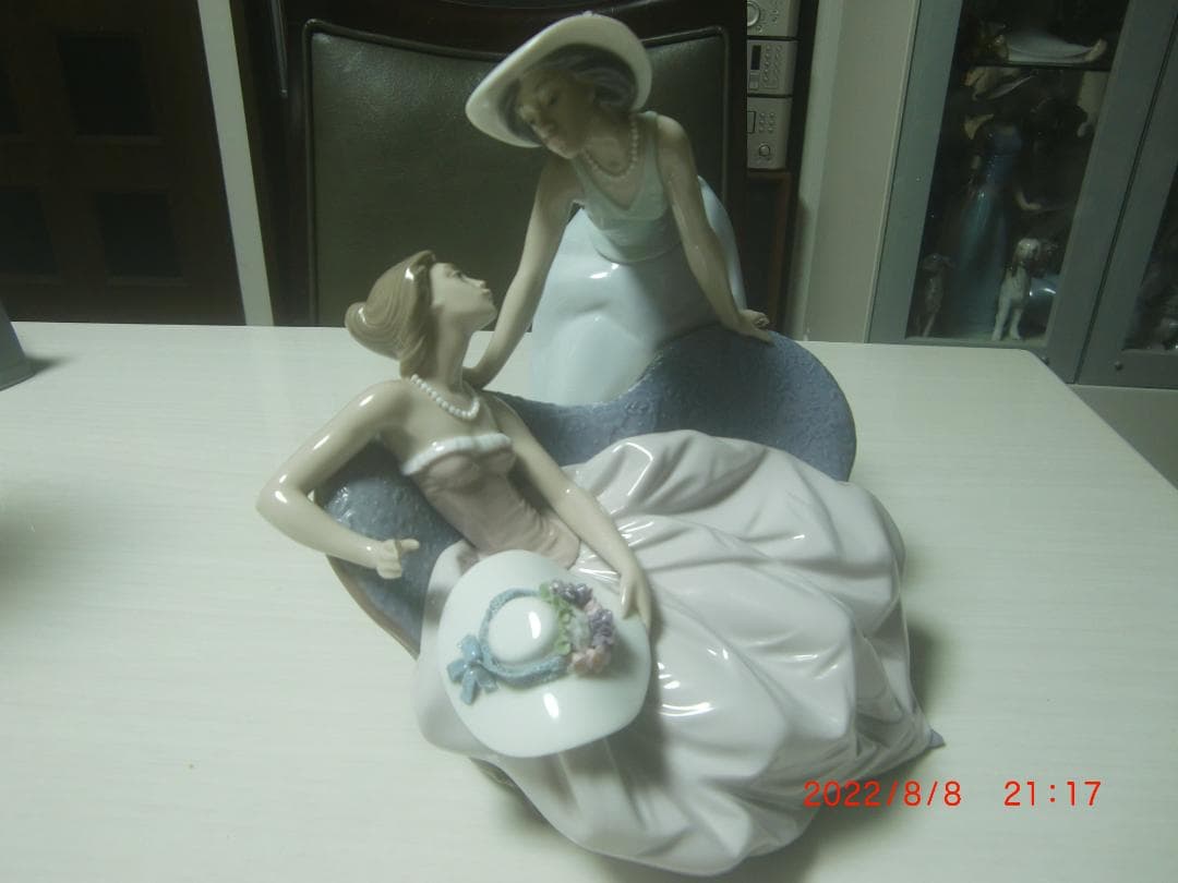 LLADRO　リヤドロ　【社交界デビュー】置物　インテリア　リアドロ 　Ｌ102