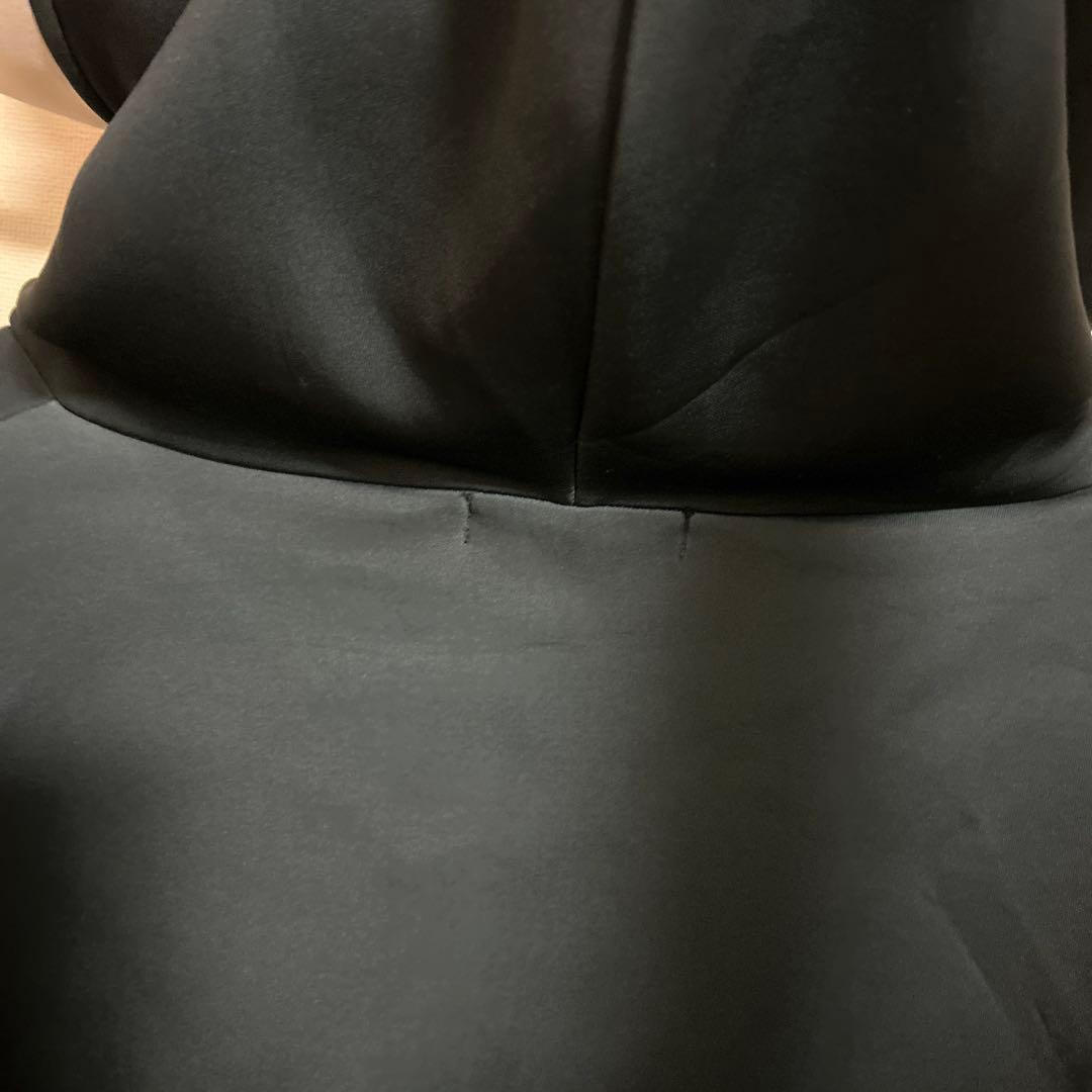 ポケモン剣盾 キバナ パーカー Lサイズ ポケモンセンター