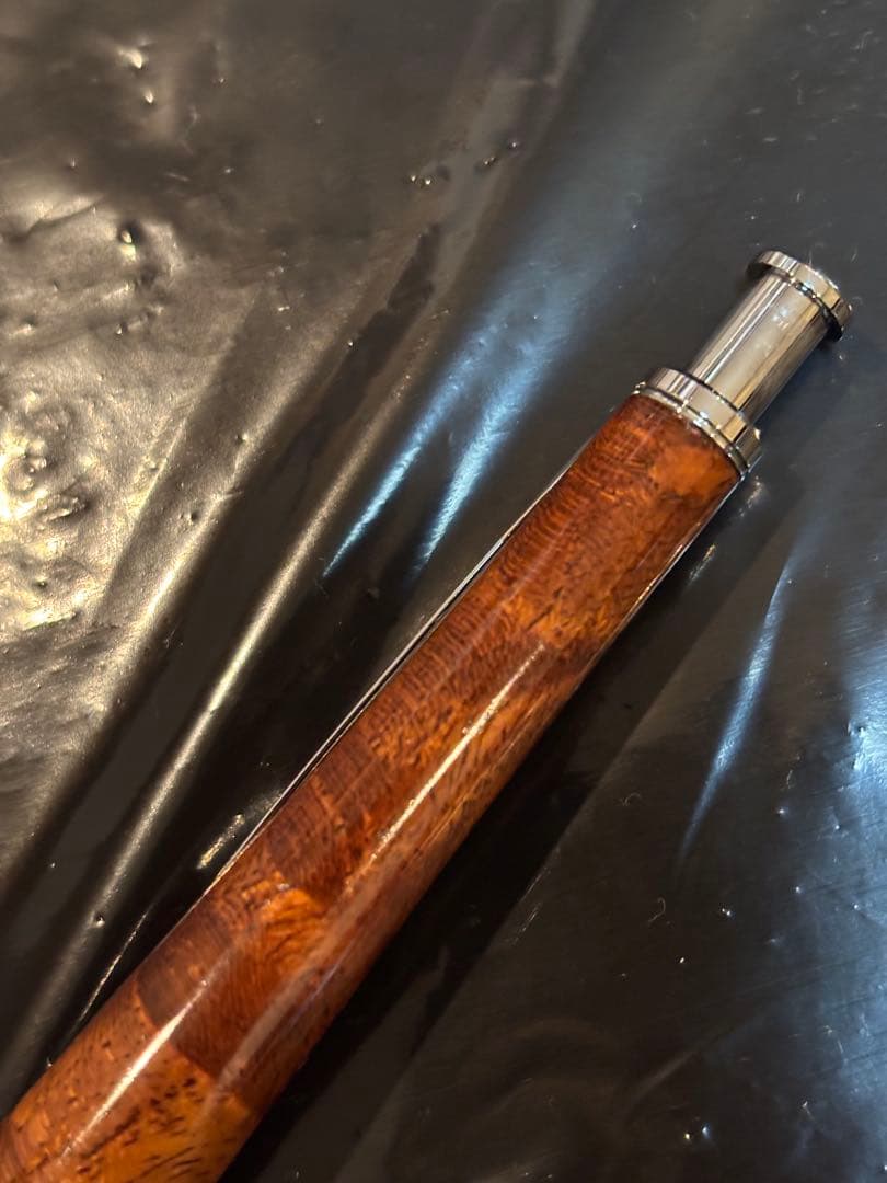 御蔵島桑 根杢 瘤杢 拭き漆仕上げ 木軸 ボールペン